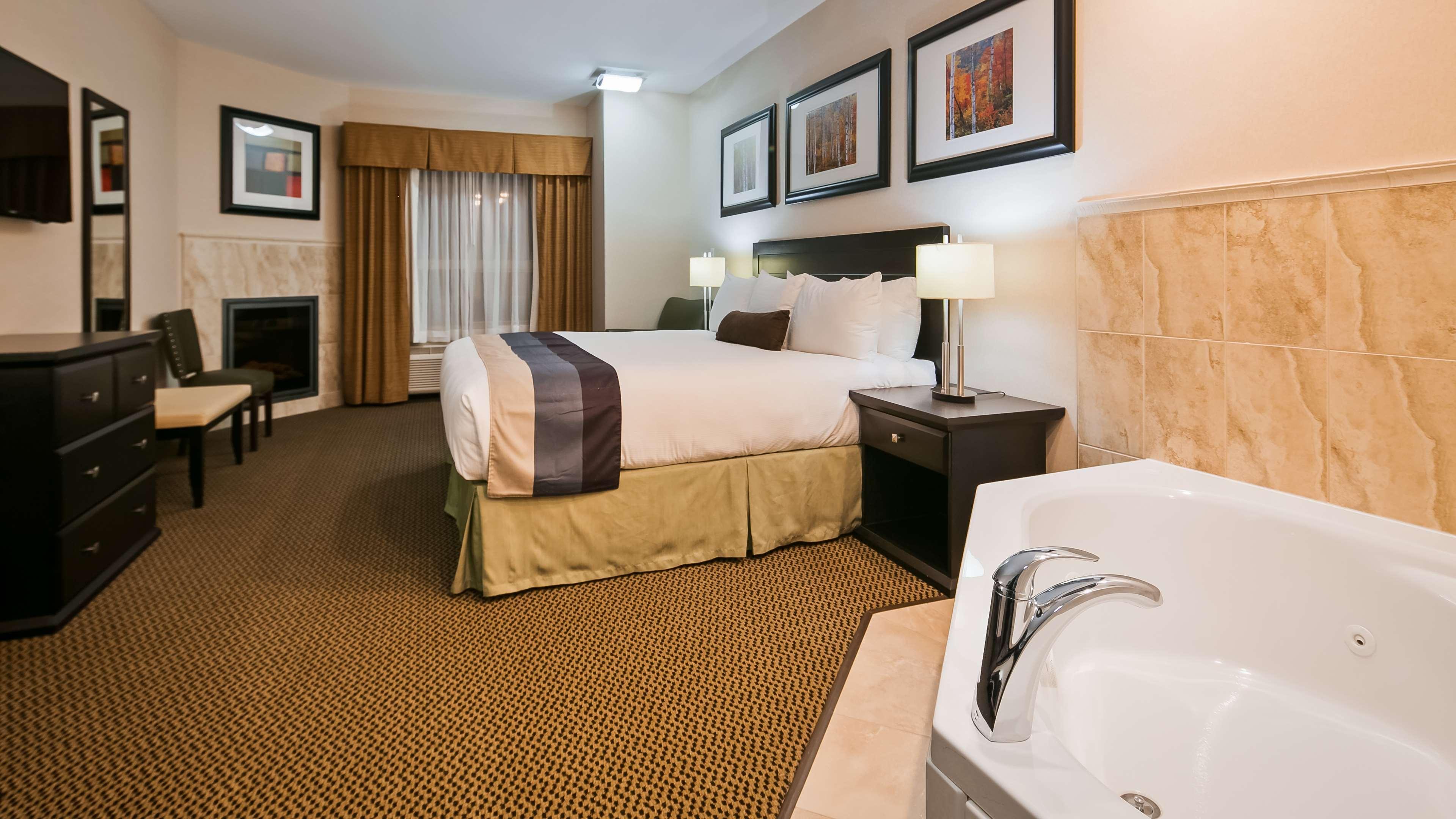 Best Western Wainwright Inn & Suites Exterior foto