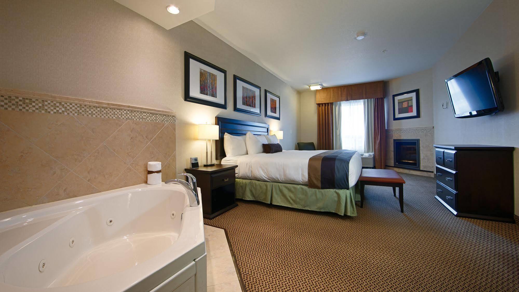 Best Western Wainwright Inn & Suites Exterior foto
